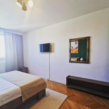 Astra Home Sibiu Exteriör bild