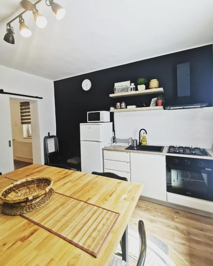 Astra Home Sibiu Exteriör bild