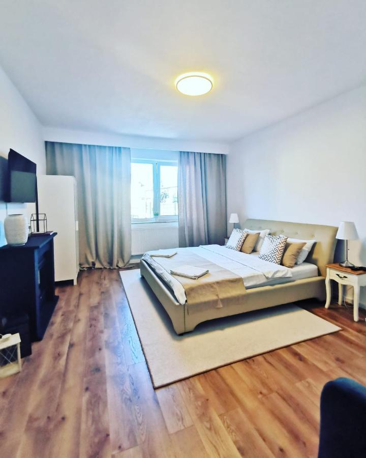 Astra Home Sibiu Exteriör bild